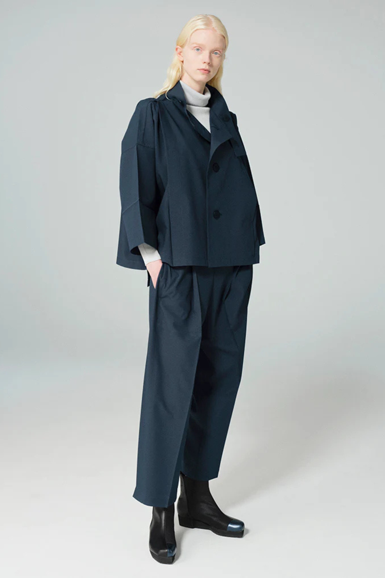 ISSEY MIYAKE ISSEY MIYAKE