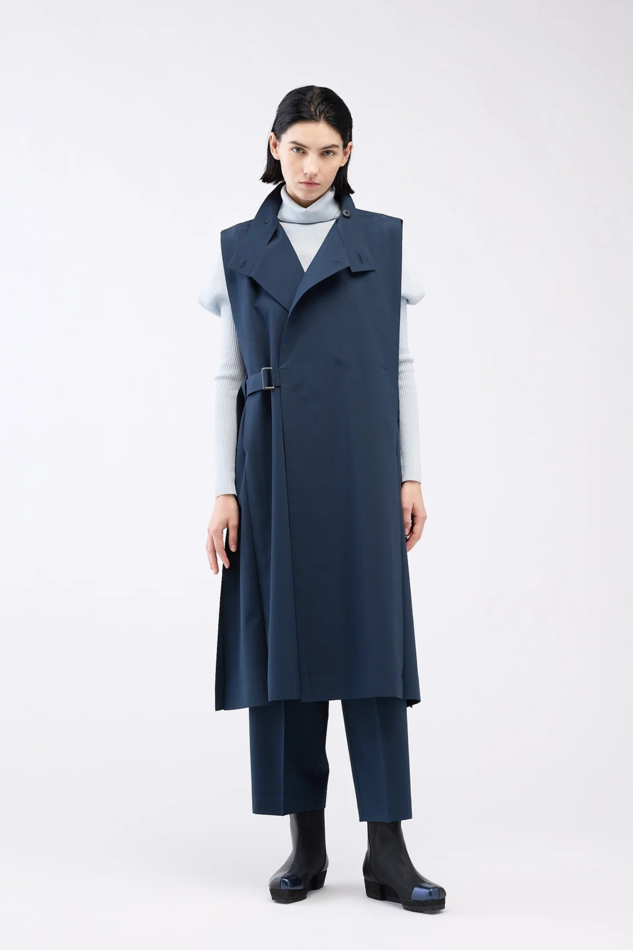 ISSEY MIYAKE ネイビー ベスト ロング丈 TOPS – Page 3 – ISSEY MIYAKE EU