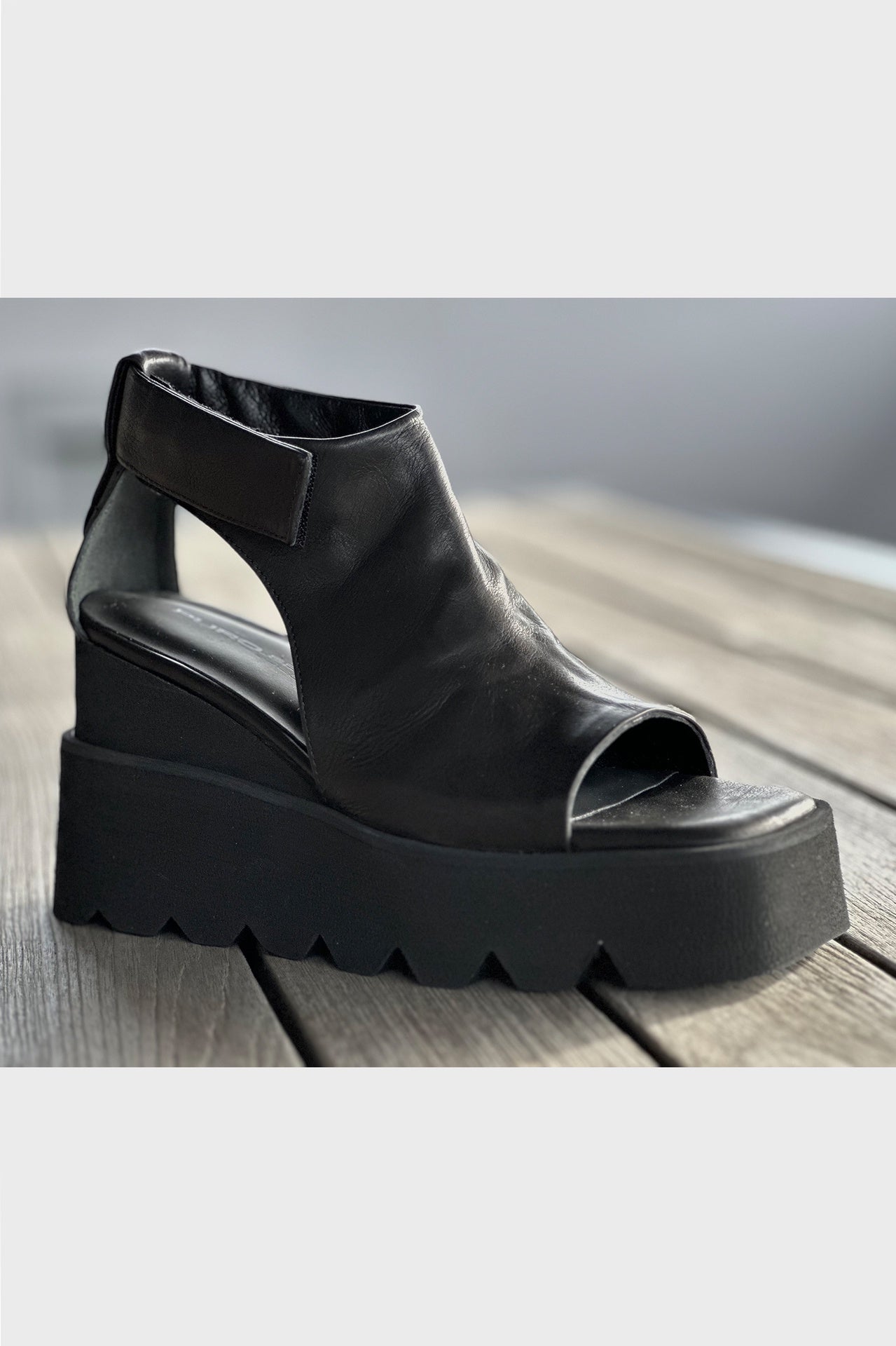 Big platform sandals online