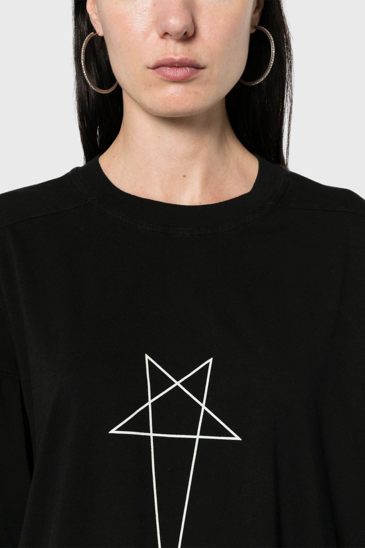 Walrus T - Black / Milk in Black - The Shelter
