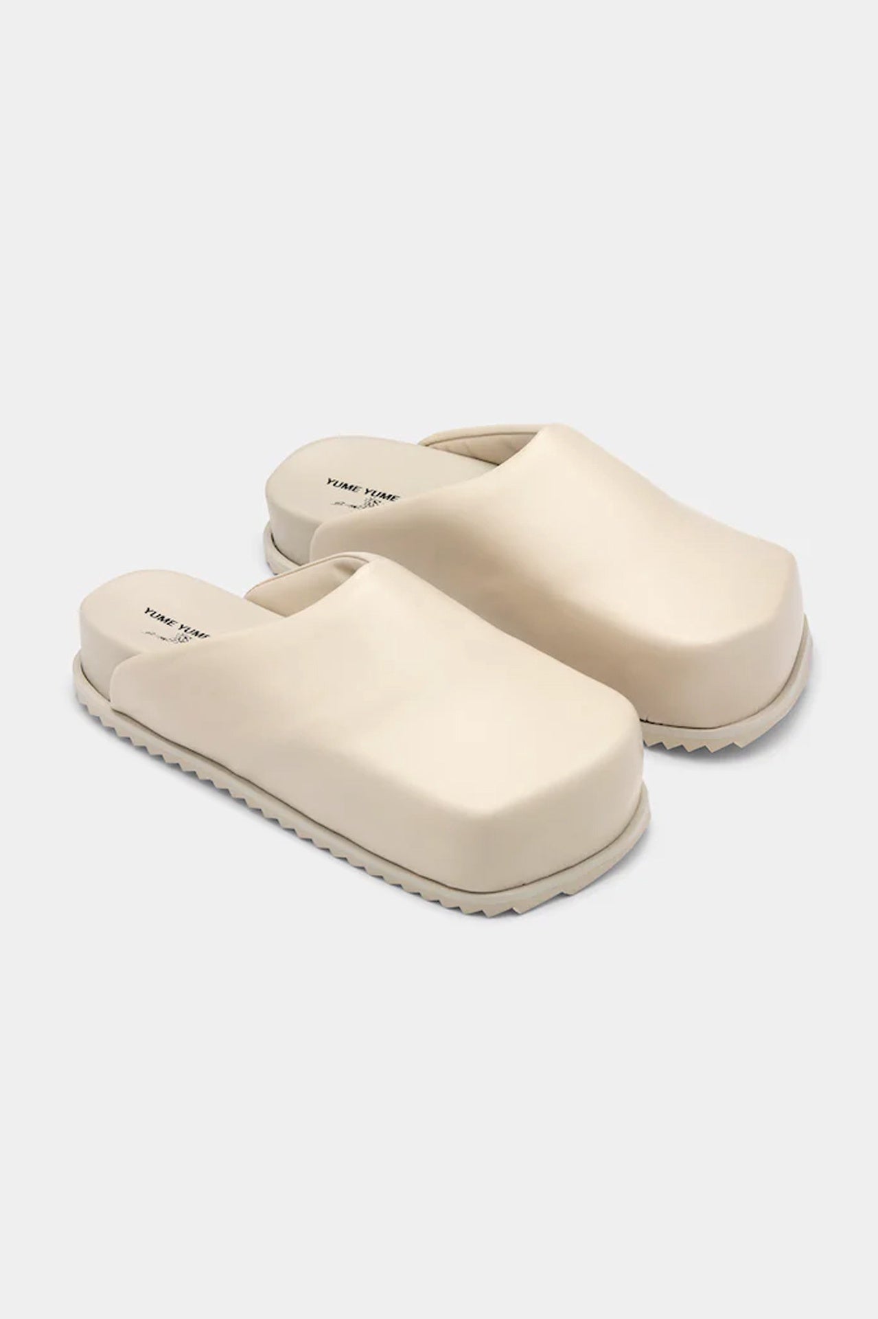 Truck Slide Beige in Beige The Shelter