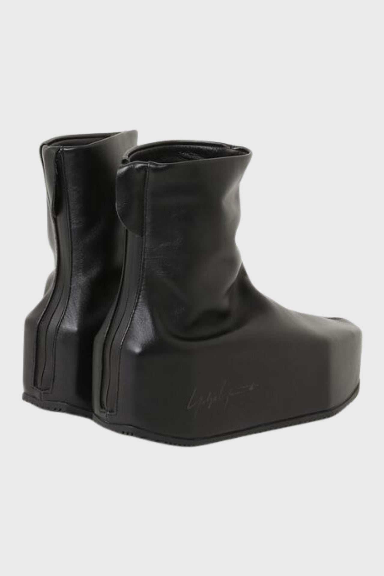 Y-3 Kyasu Overboot - Black in Black - The Shelter